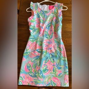 Lilly Pulitzer dress! Excellent used condition! Size 00